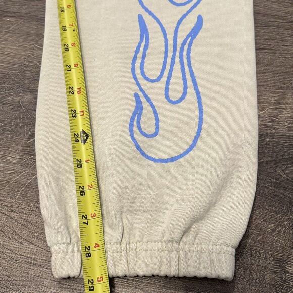 Bailey Sarian Sweatpants Sz Large Suspish Murder Mystery Cream Joggers Flames - Picture 7 of 7